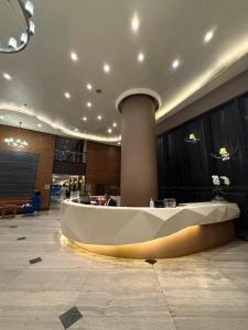 Knightsbridge Makati Luxe City Stay