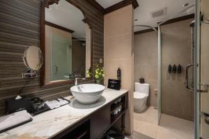 Ninh Binh Legend Hotel