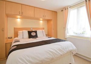 Longnor Wood Holiday Park