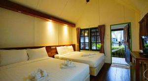 Apple Beachfront Resort
