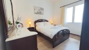 Traditional T2 Santana Central Hiking Apartment