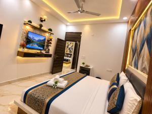 Hotel Montara Suite Near IGI Delhi Airport - Free Airport Pickup & Drop