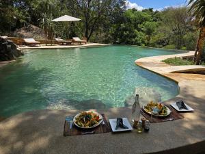 Dolly Farm & River Camp, Luxury Tents