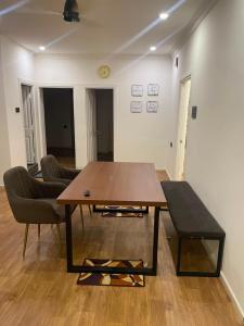 A V Homes Service Apartment 3Bhk