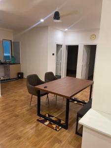 A V Homes Service Apartment 3Bhk