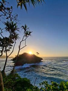 pantai karang tamaga luxury