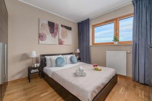 Lumina I Comfort 3-room Apt with Parking & Balcony