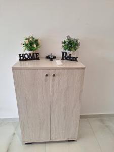 Brand new 5 min from beach luxurious large rooftop