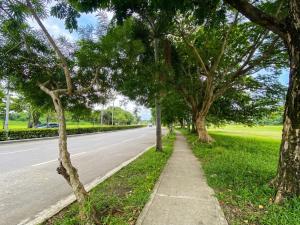 Your Home Getaway in the South 1 Bedroom C2-3i F