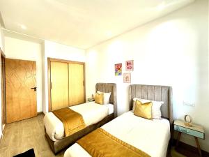 AeroLuxe 8 min Airport 16 min Casablanca