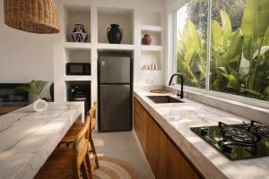 Villa Las Casas 8, 1 bedr private pool Bingin, brand new, central location beach and centre