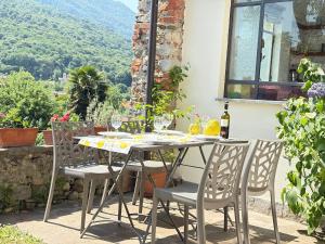 Charming Rustic Home in Brezzo di Bedero