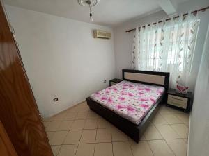 Ajsi House