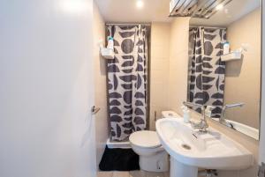 Central with charm and sea views