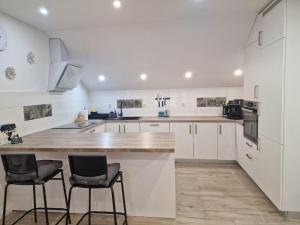 M & A apartman