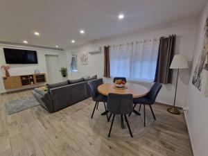 M & A apartman