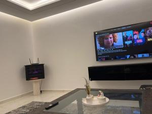Luxurious River View Apartment Kenitra