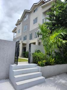 Modern 1 BedR Apt at Abia