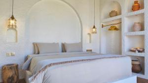 Villa Alora - Central & Spacious