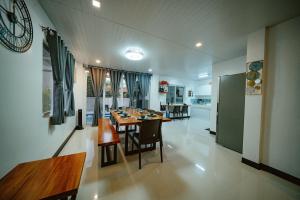 Tagaytay Twin Residences with Plunge Pool J&J PLACE