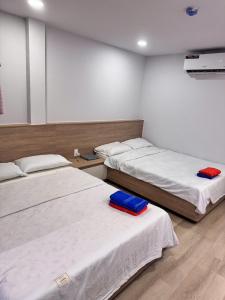 Indochine Premium Suites - Ben Thanh Market & Bui Vien Street