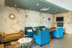 Comfort Inn & Suites Surrey