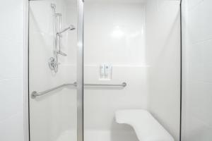 Comfort Inn & Suites Surrey