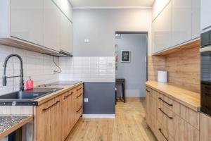 Bogedaina Central Apartment by BookingHost