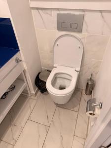 BlueWave Apartment