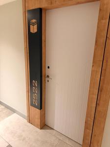 BlueWave Apartment