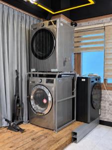 Sh Guesthouse