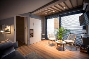 Dwupoziomowy Apartament z Jacuzzi w Szczyrku by Noclegi Renters