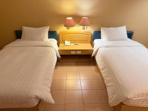 Barcelona Valley Hotel