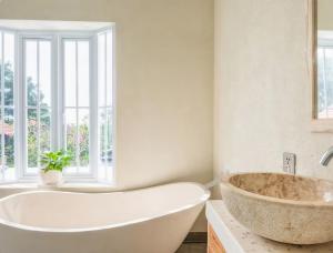 Casa Mia Boutique Luxury Balangan Beach