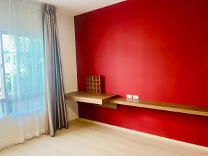 Serene 2-Bedroom House Rental in Bang Kaeo, Thailand