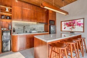 New 2BR villa Saradra, Rooftop & Rice Fields views