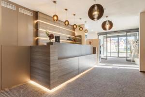 Airport Hotel Prague - Premium Apartments with private jacuzzi