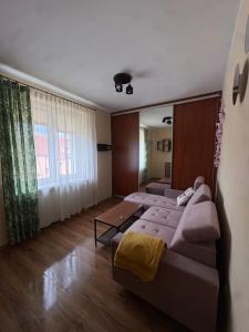 Dwupokojowe mieszkanie z balkonem
