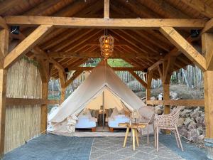 Cort - Tent - Zelt - Complex Butoaiele Transilvaniei - Cazare & SPA - Natura - Relaxare