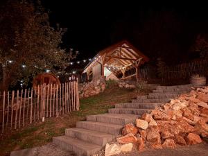 Cort - Tent - Zelt - Complex Butoaiele Transilvaniei - Cazare & SPA - Natura - Relaxare