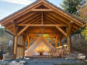 Cort - Tent - Zelt - Complex Butoaiele Transilvaniei - Cazare & SPA - Natura - Relaxare
