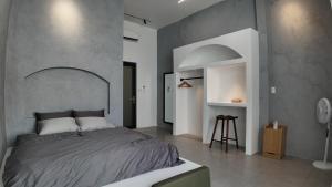 Nhà Xi Măng mini villa bể bơi