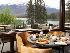 Fairmont Jasper Park Lodge