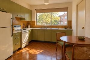 Caldrin Stone Residence