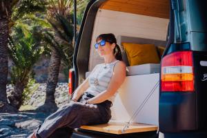 Camper Black