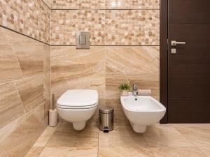 130sqm Beautiful Old Town Classy Bright Apartment