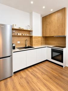 Matisse No37 - 2 Bedroom Apartment with Parking at Aura Complex