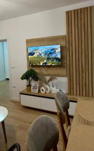 Cozy & Modern Retreat 10 Min from Tirana Center
