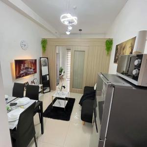 Staycation Suites PH 1