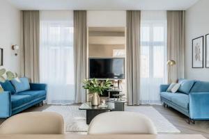 Royal Retreat Wellness Jacuzzi & Sauna